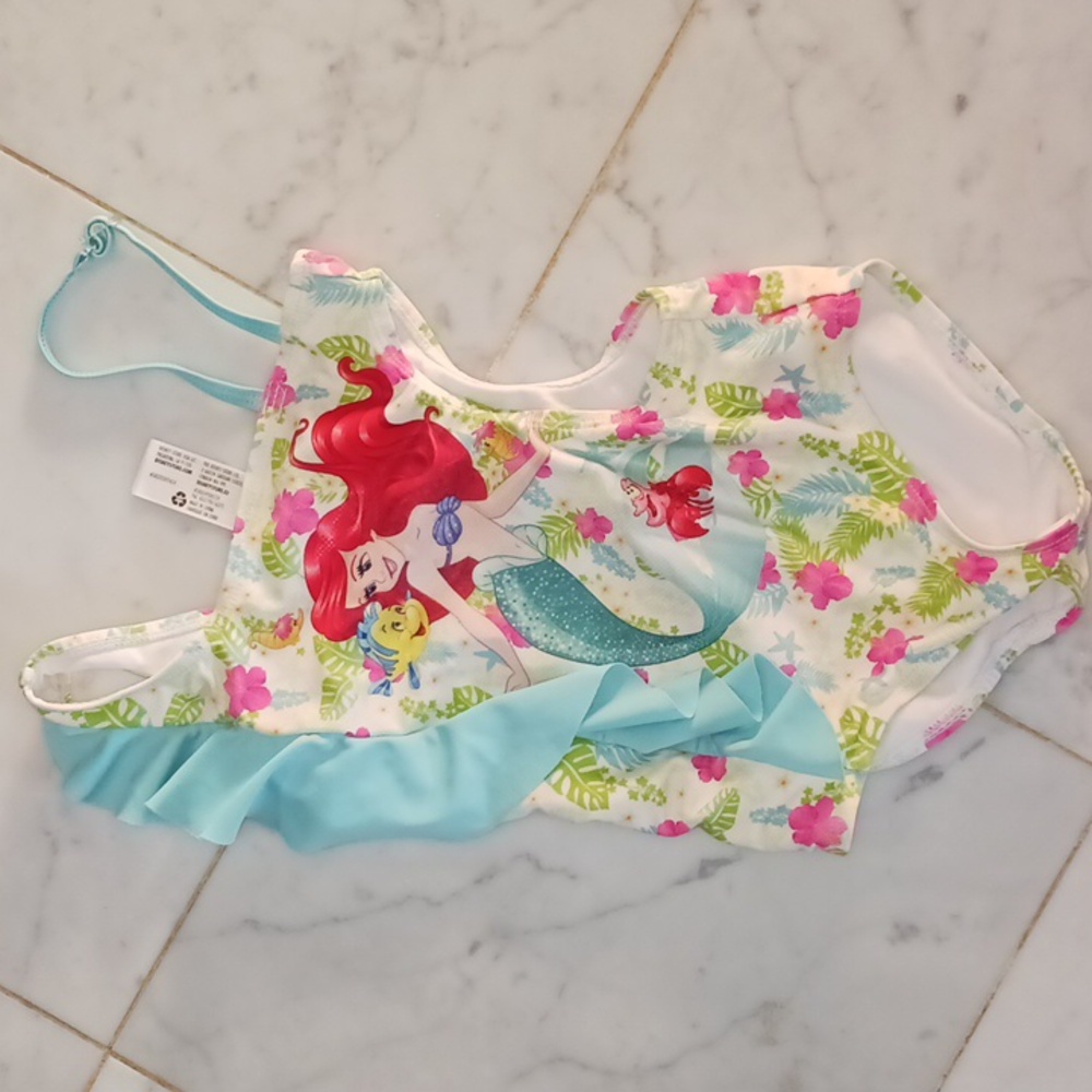 EUC Disney Store Little Mermaid Ariel swim suit